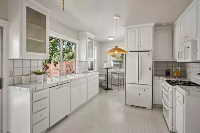 710 Park Ct, Santa Clara, CA 95050 - Photo 6