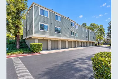 89 Castlebridge Dr, San Jose, CA 95116 - Photo 32