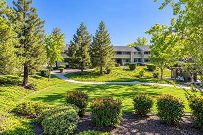 89 Castlebridge Dr, San Jose, CA 95116 - Photo 26