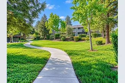 89 Castlebridge Dr, San Jose, CA 95116 - Photo 28