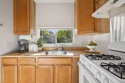 450 Phelps Rd, San Carlos, CA 94070 - Photo 72
