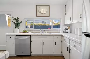 450 Phelps Rd, San Carlos, CA 94070 - Photo 32