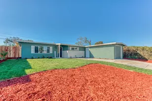 23 Harryette Dr, Salinas, CA 93905 - Photo 2