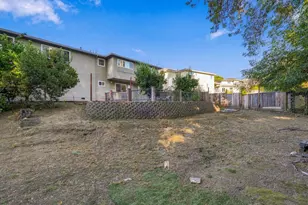 2273 Beckham Way, Hayward, CA 94541 - Photo 32
