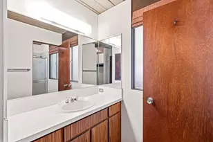 957 Eichler Dr, Mountain View, CA 94040 - Photo 20