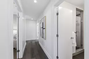 1365 Lakeview Dr, Hillsborough, CA 94010 - Photo 36