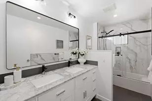 1365 Lakeview Dr, Hillsborough, CA 94010 - Photo 52