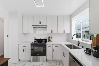 1042 Skyline Dr, Daly City, CA 94015 - Photo 16