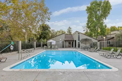 104 Cherry Hill Ct, Los Gatos, CA 95032 - Photo 30