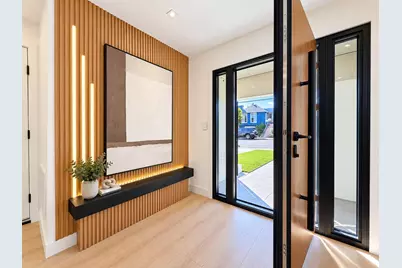 2070 46th Ave, San Francisco, CA 94116 - Photo 2