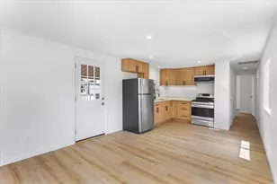 555 McLaughlin Ave 42, San Jose, CA 95116 - Photo 4