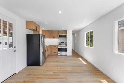 555 McLaughlin Ave 42, San Jose, CA 95116 - Photo 6