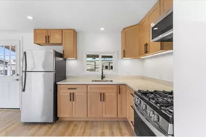 555 McLaughlin Ave 42, San Jose, CA 95116 - Photo 8