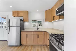 555 McLaughlin Ave 42, San Jose, CA 95116 - Photo 8
