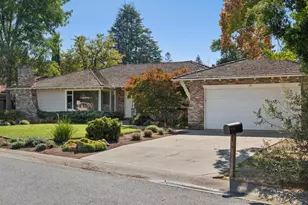 16 Alma Ct, Los Altos, CA 94022 - Photo 4
