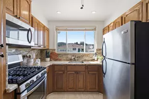 122 Sherwood Way, South San Francisco, CA 94080 - Photo 22