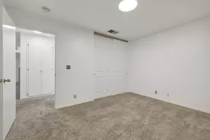 1511 Four Oaks Cir, San Jose, CA 95131 - Photo 18