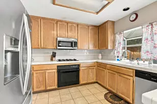 2120 Primrose Ct, Hollister, CA 95023 - Photo 6