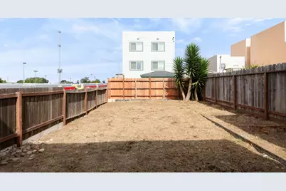 230 Los Banos Ave, Daly City, CA 94014 - Photo 12