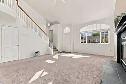 1490 Farragot Dr, Hollister, CA 95023 - Photo 6