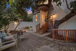 14900 Camarosa Dr, Pacific Palisades, CA 90272 - Photo 46