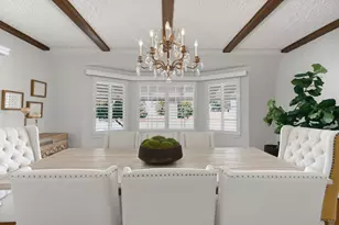 14900 Camarosa Dr, Pacific Palisades, CA 90272 - Photo 16