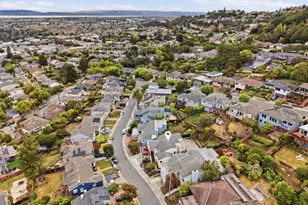 4024 Bayview Ave, San Mateo, CA 94403 - Photo 52