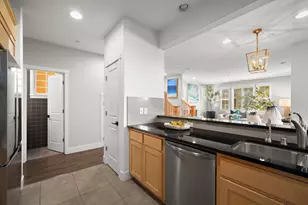 212 Morgan Ln, Menlo Park, CA 94025 - Photo 8