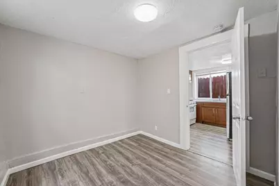 2364 E 16th St, Oakland, CA 94601 - Photo 26