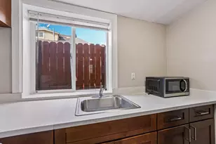 2364 E 16th St, Oakland, CA 94601 - Photo 10