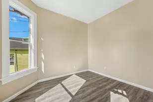 2364 E 16th St, Oakland, CA 94601 - Photo 16