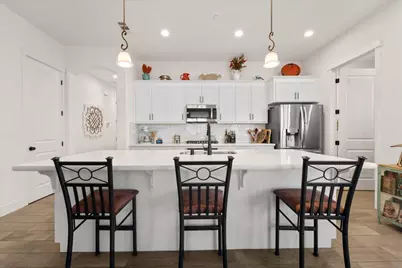 1361 Azalea Dr, Hollister, CA 95023 - Photo 8