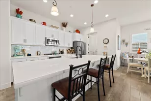 1361 Azalea Dr, Hollister, CA 95023 - Photo 6