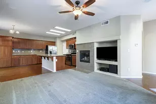 4129 W Cherry Tree Ln, Fresno, CA 93722 - Photo 16