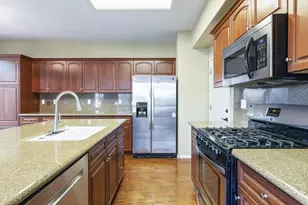 4129 W Cherry Tree Ln, Fresno, CA 93722 - Photo 20