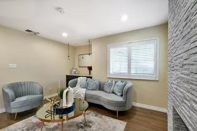 2979 Silverland Dr, San Jose, CA 95135 - Photo 26