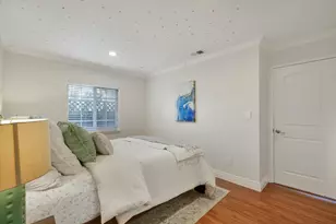 2979 Silverland Dr, San Jose, CA 95135 - Photo 38