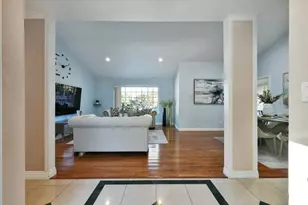 2979 Silverland Dr, San Jose, CA 95135 - Photo 6