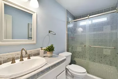 2979 Silverland Dr, San Jose, CA 95135 - Photo 36