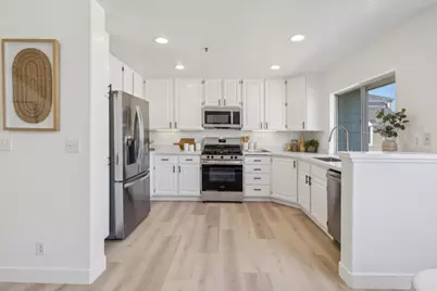 802 Intrepid Ln, Redwood Shores, CA 94065 - Photo 24