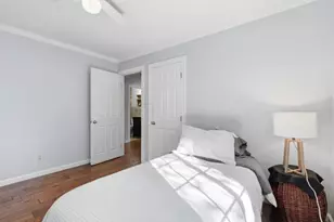 215 Newbridge St, Menlo Park, CA 94025 - Photo 30