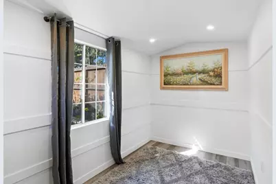 215 Newbridge St, Menlo Park, CA 94025 - Photo 44