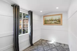 215 Newbridge St, Menlo Park, CA 94025 - Photo 44
