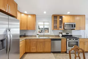 215 Newbridge St, Menlo Park, CA 94025 - Photo 18
