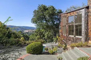 14180 Perata Ct, Saratoga, CA 95070 - Photo 36