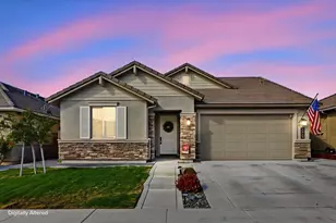 1612 Goldenstar Ct, Hollister, CA 95023 - Photo 1