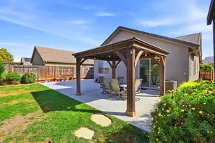 1612 Goldenstar Ct, Hollister, CA 95023 - Photo 32