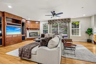 1925 Mantelli Dr, Gilroy, CA 95020 - Photo 8