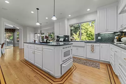 1925 Mantelli Dr, Gilroy, CA 95020 - Photo 20