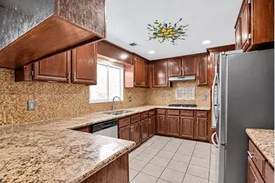 1907 Pontelli Ct, Stockton, CA 95207 - Photo 10